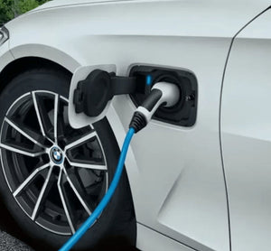 BMW 330e Hybrid - Weather and Snow Cover for Charging Port - photo 2