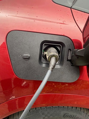 BMW iX2 2024+ - Weather and Snow Cover for Charging Port - photo 4