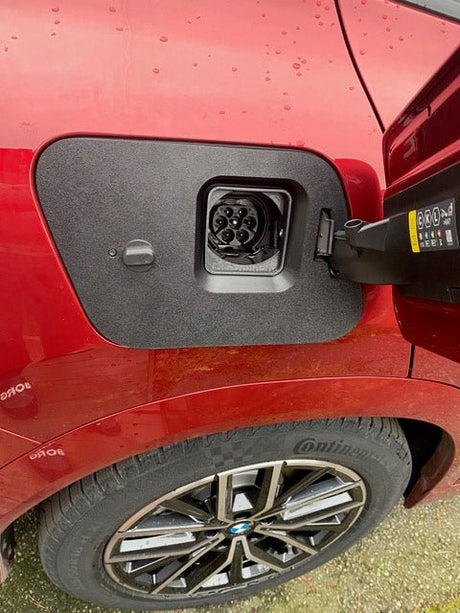BMW iX2 2024+ - Weather and Snow Cover for Charging Port - photo 3