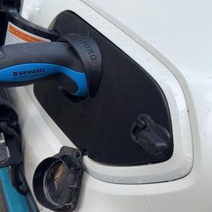 Kia E-Niro - Weather and Snow Cover for Charging Port