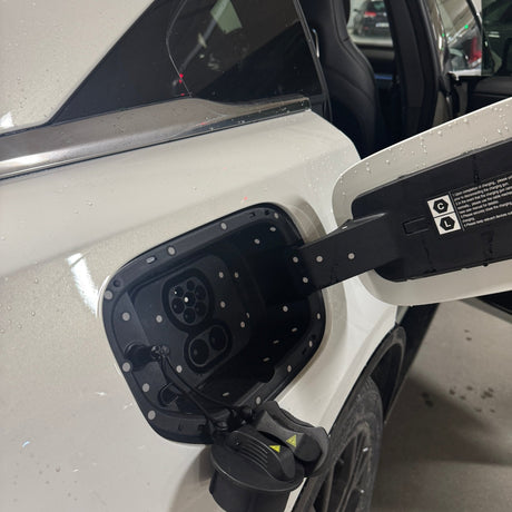 Mazda 6e - Weather and Snow Cover for Charging Port - photo 2