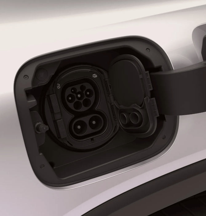 Mercedes EQB - Weather and Snow Cover for Charging Port - photo 3