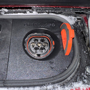 Nissan Leaf (ZE1) V2 - Weather and Snow Cover for Charging Port - photo 3