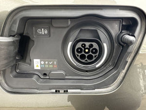 Peugeot E-3008 Hybrid - Weather and Snow Cover for Charging Port - photo 2