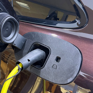 Porsche Panamera 4 E-Hybrid (2019-) - Weather and Snow Cover for Charging Port - photo 2