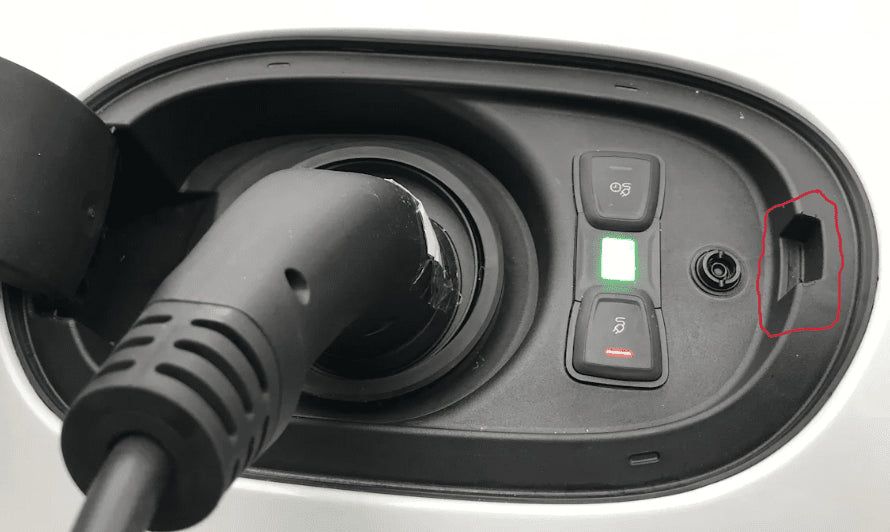 Porsche Panamera 4 E-Hybrid - Weather and Snow Cover for Charging Port - photo 2