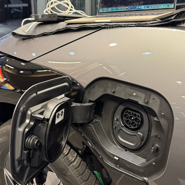 Toyota bZ4X 2026 - Weather and Snow Cover for Charging Port - photo 2