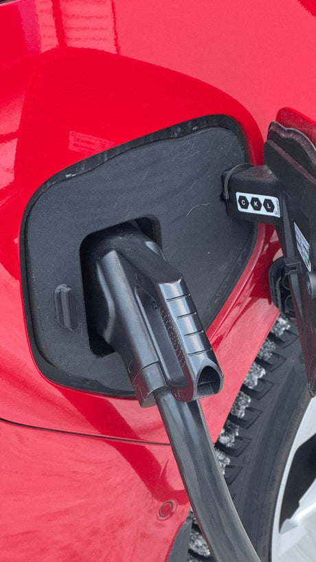 VolksWagen ID.Buzz - Weather and Snow Cover for Charging Port - photo 2