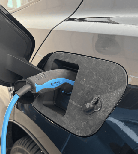 Volvo EX30 V2 - Weather and Snow Cover for Charging Port - photo 2