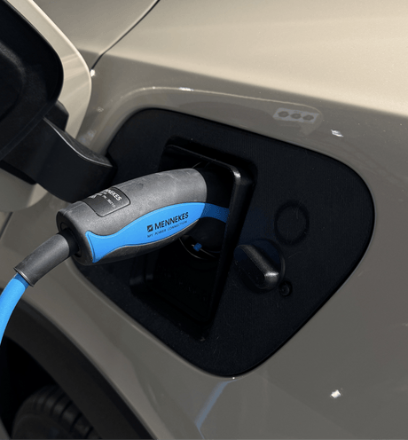 Volvo EX40/XC40/EC40 V2 - Weather and Snow Cover for Charging Port - photo 2