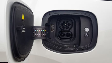 Zeekr 7X - Weather and Snow Cover for Charging Port - photo 2